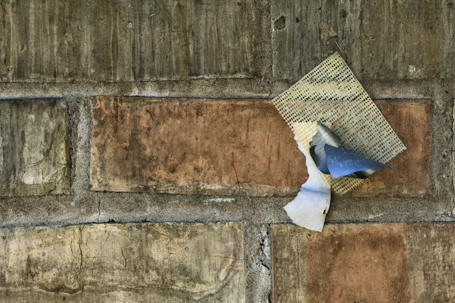 Ile schnie zaprawa murarska? Podajemy czas schnięcia