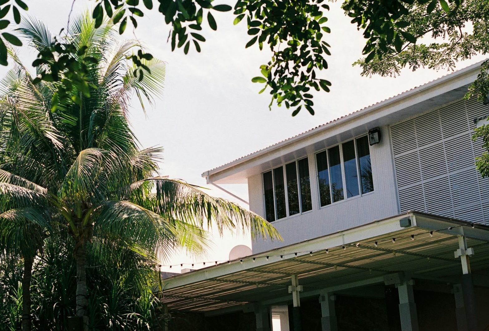 Elewacja wentylowana – zalety, materiały i wykonanie